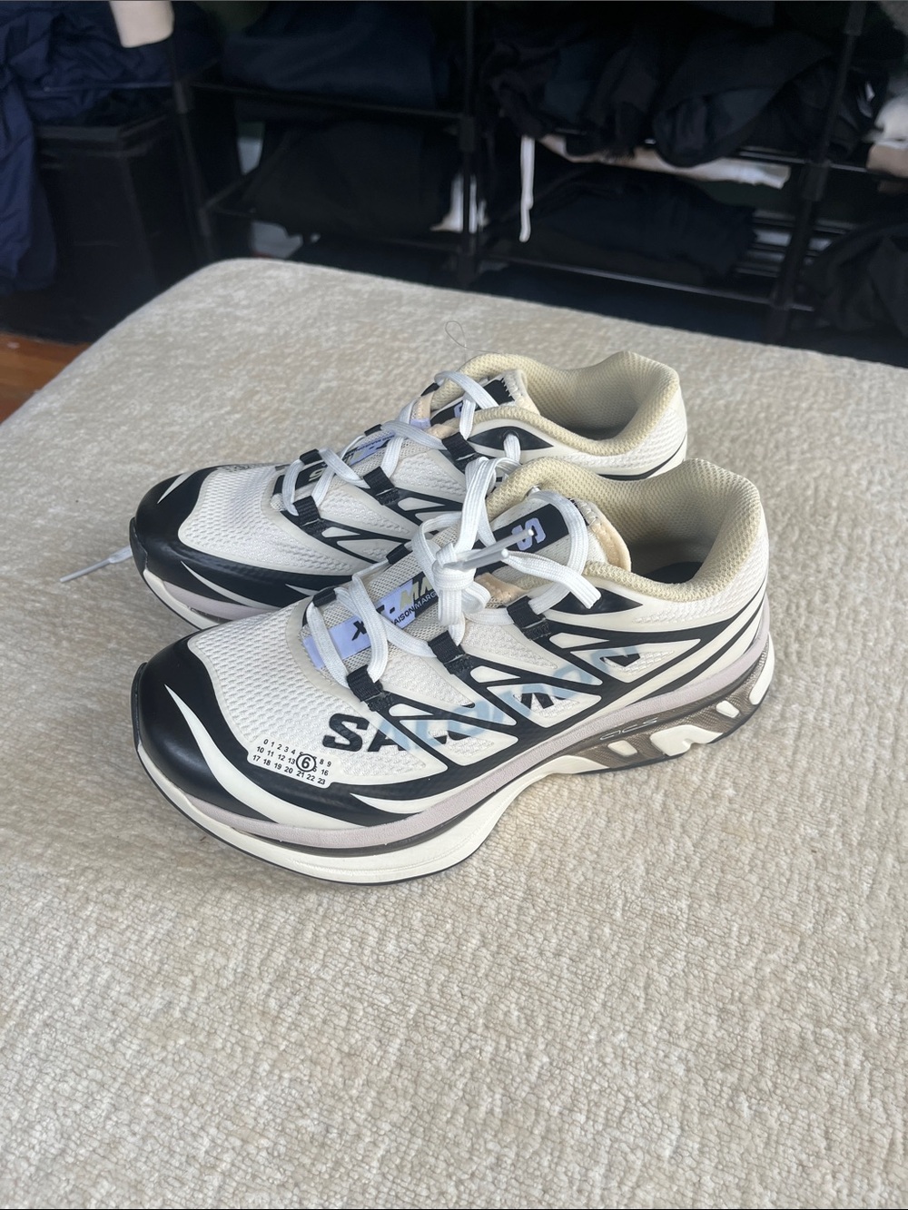 SALOMON WOMENS SHOE